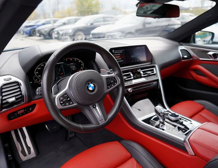 BMW Řada 8 25