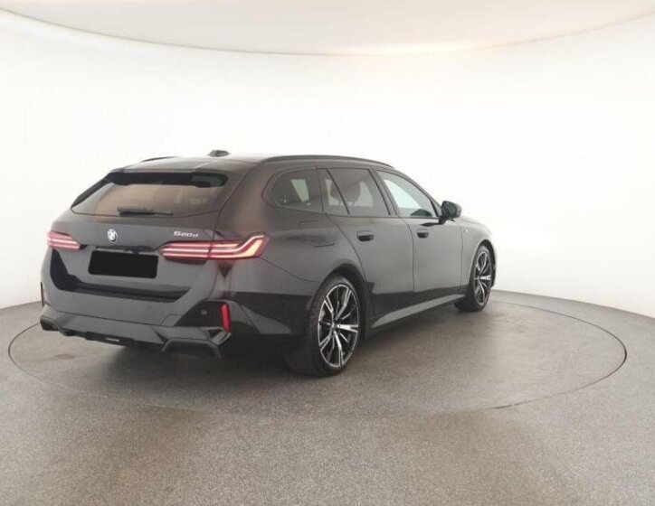 BMW Řada 5 Kombi 2,0 l 145 kw