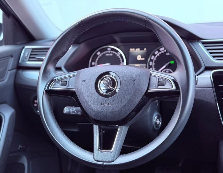 Škoda Superb Liftback 2,0 l 110 kw