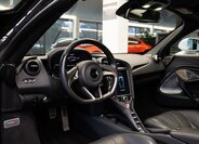 McLaren 720S Kupé 4,0 l 530 kw