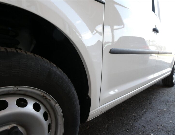 Volkswagen Caddy Skříň 2,0 l 75 kw