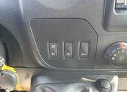 Nissan NV400 Sklápěč 2,3 l 120 kw