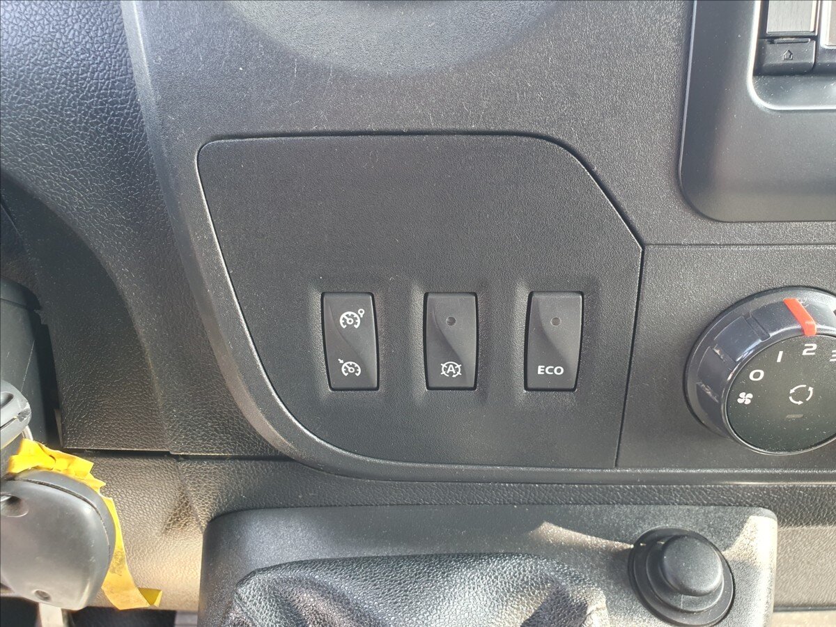 Nissan NV400 Sklápěč 2,3 l 120 kw