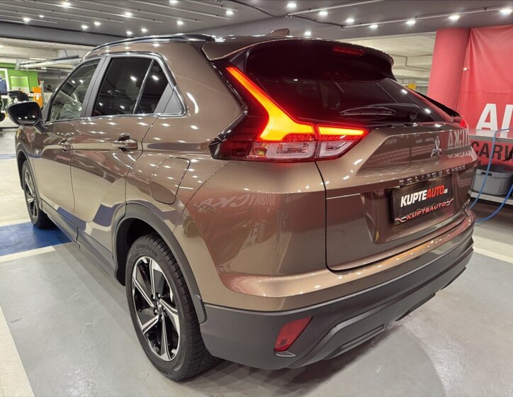 Mitsubishi Eclipse SUV / Terénní 2,4 l 138 kw