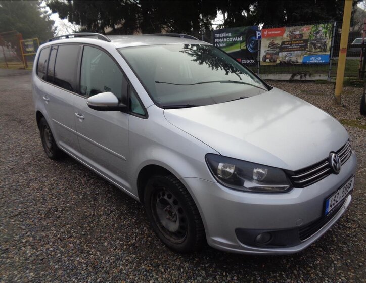 Volkswagen Touran Kombi 1,4 l 110 kw