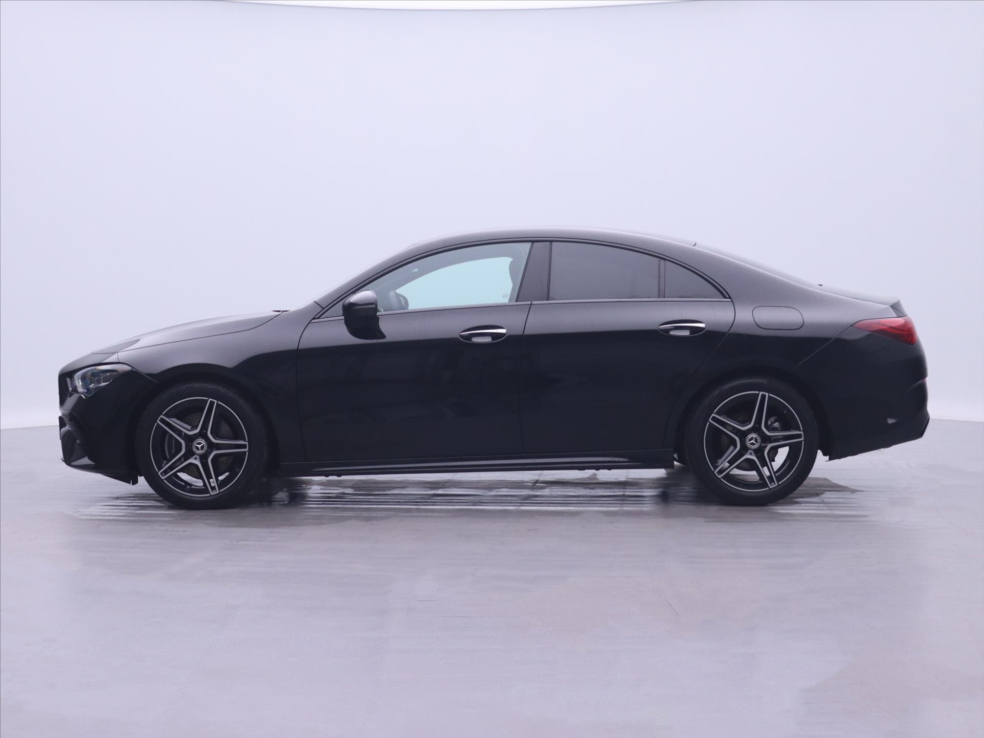 Mercedes-Benz CLA Kupé 1,3 l 120 kw