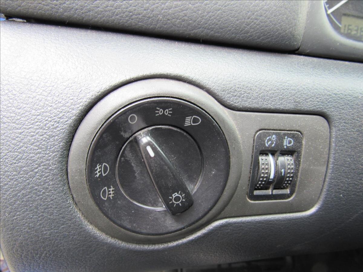 Škoda Octavia Sedan / Limuzína 1,9 l 66 kw