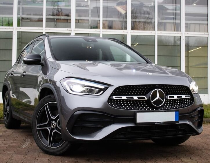 Mercedes-Benz GLA 3