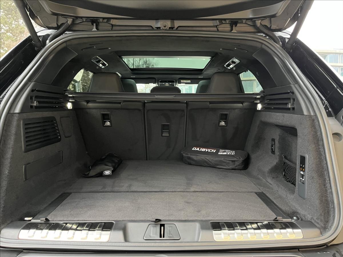 Land Rover Range Rover Sport SUV 4,4 l 467 kw