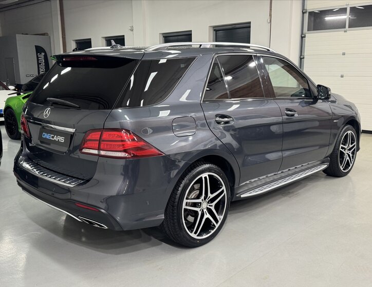 Mercedes-Benz GLE SUV / Terénní 3,0 l 270 kw