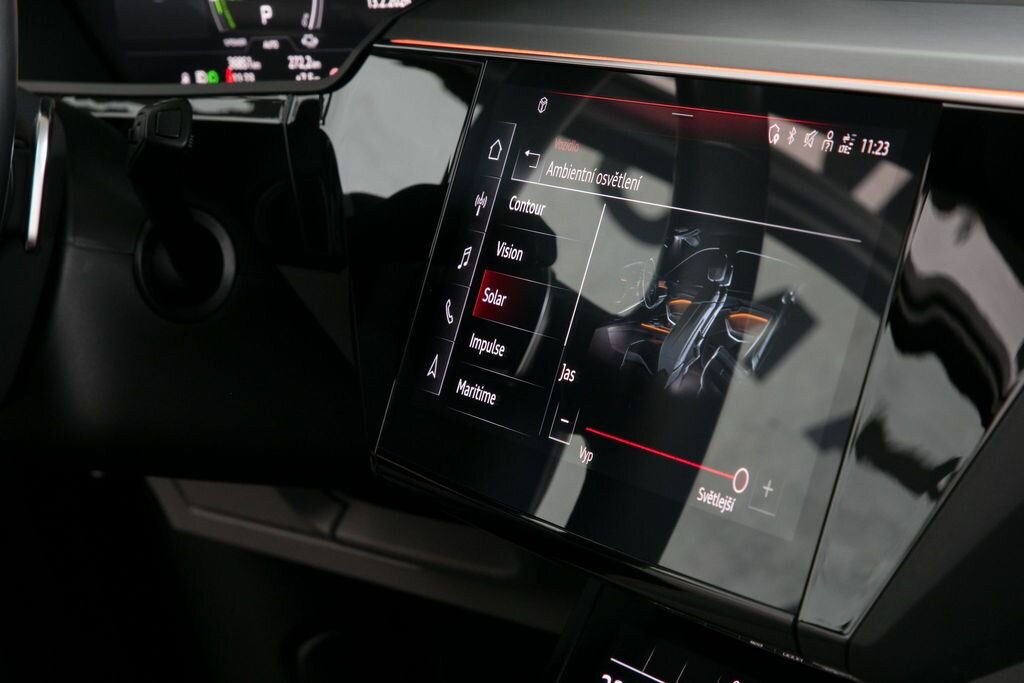 Audi e-tron SUV 0,0 300 kw