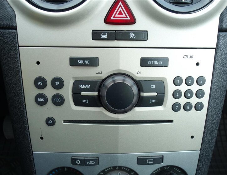 Opel Corsa Hatchback 1,2 l 59 kw