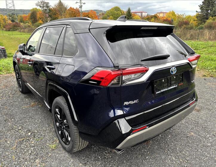 Toyota RAV4 4