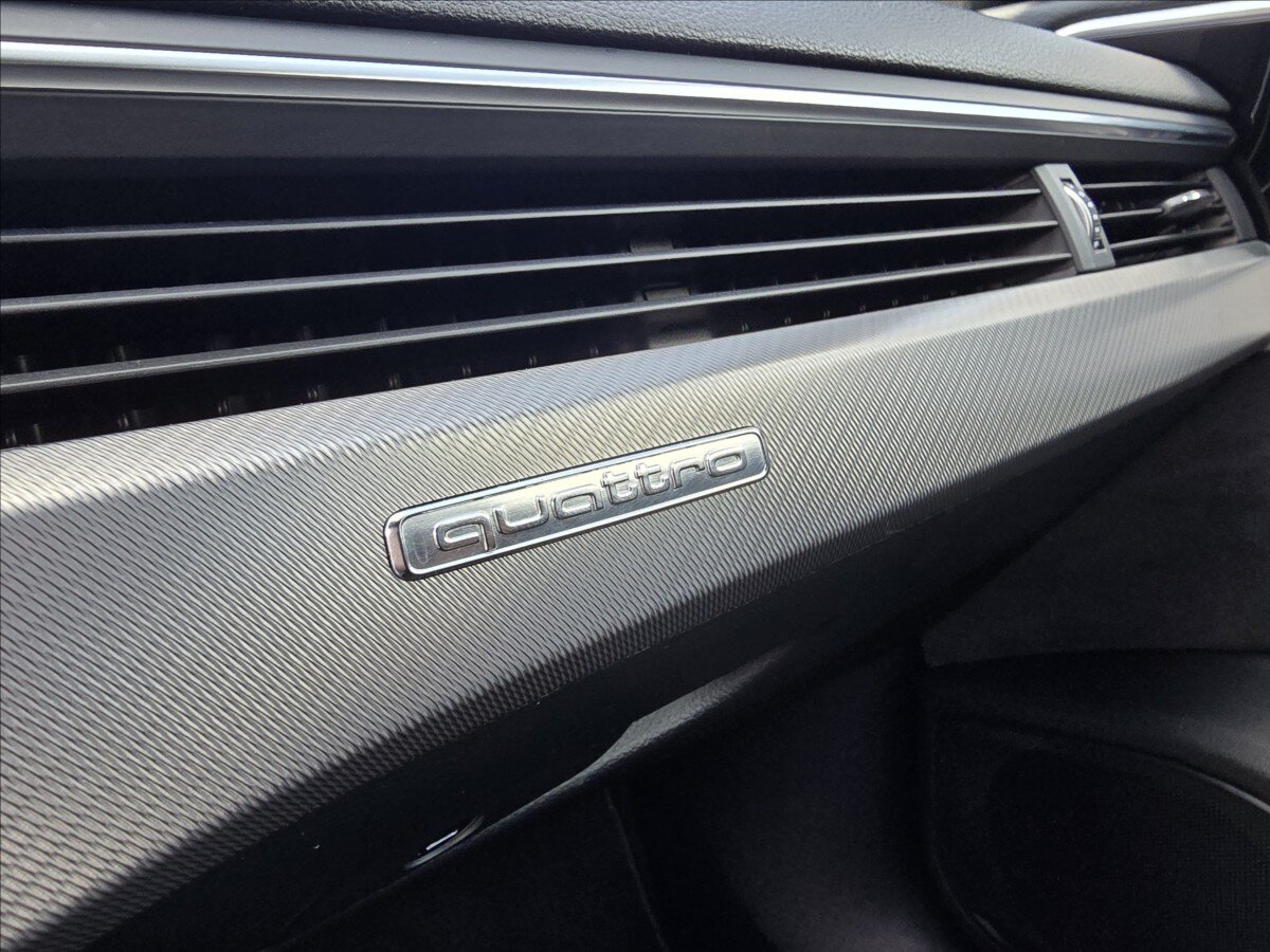 Audi A4 Kombi 2,0 l 140 kw