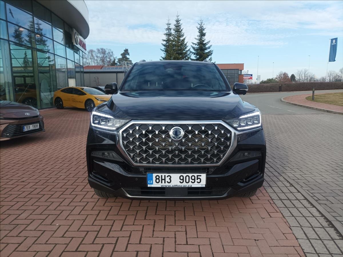 SsangYong Rexton SUV 2,2 l 148 kw