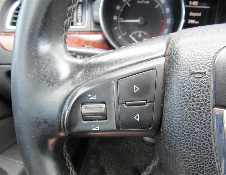 Škoda Superb Kombi 1,9 l 77 kw