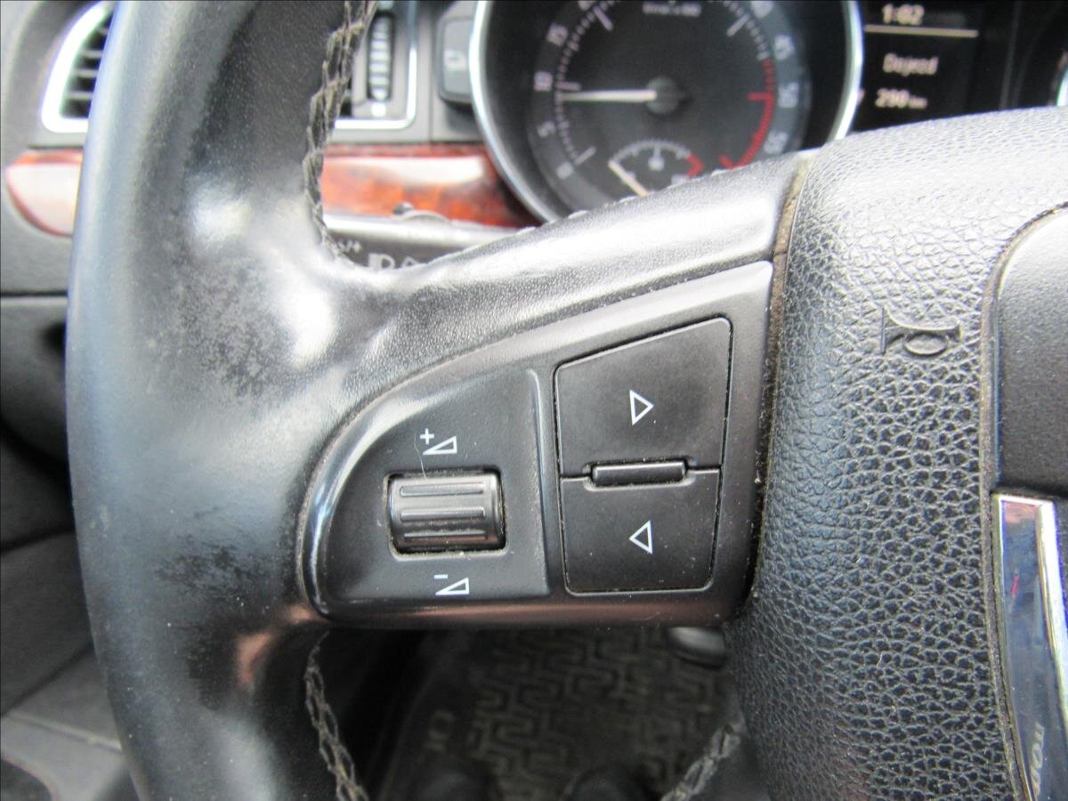 Škoda Superb Kombi 1,9 l 77 kw