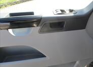 Volkswagen Transporter 18