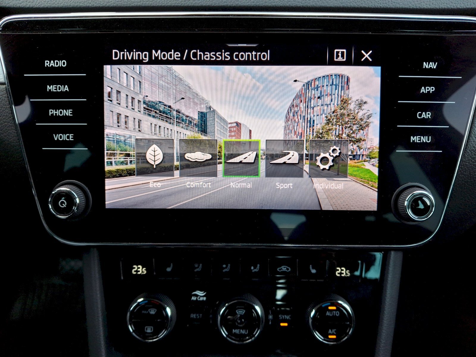 Škoda Superb Sedan 2,0 l 110 kw