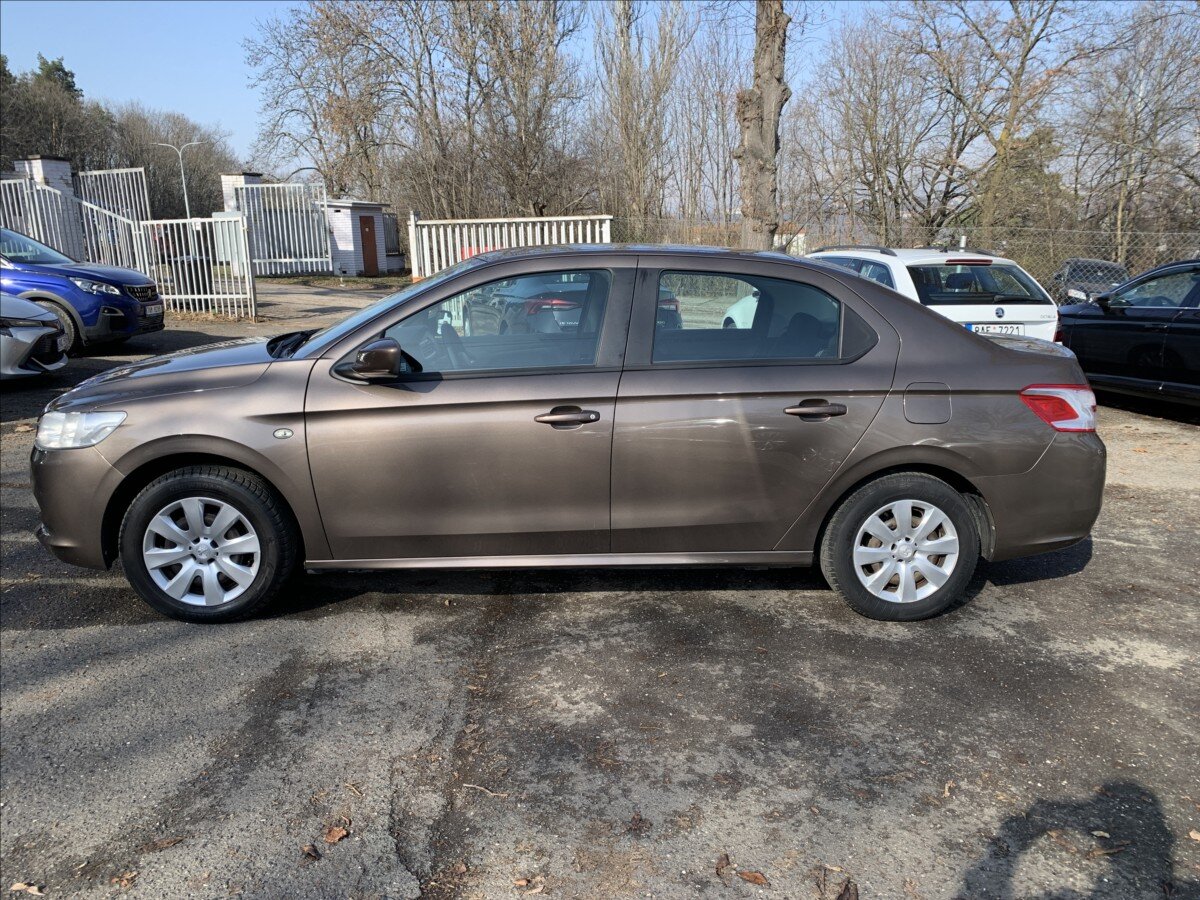 Peugeot 301 Sedan 1,6 l 85 kw