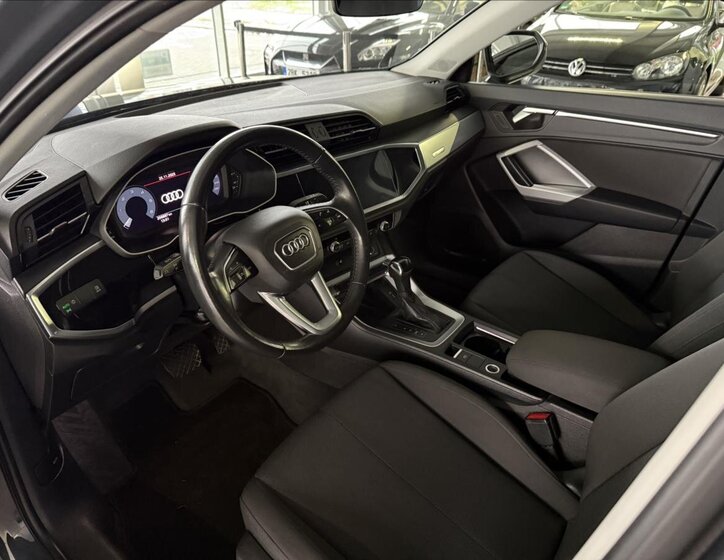 Audi Q3 SUV 2,0 l 110 kw