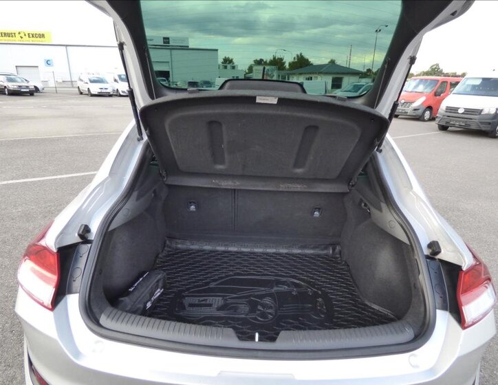 Hyundai i30 Liftback 1,6 l 100 kw