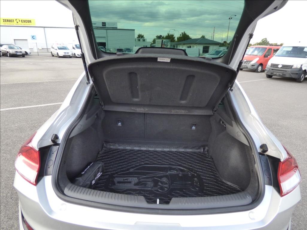 Hyundai i30 Liftback 1,6 l 100 kw