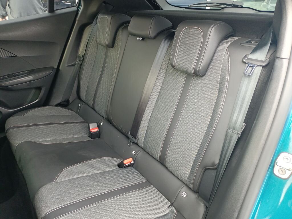 Peugeot 2008 SUV / Terénní 1,2 l 74 kw