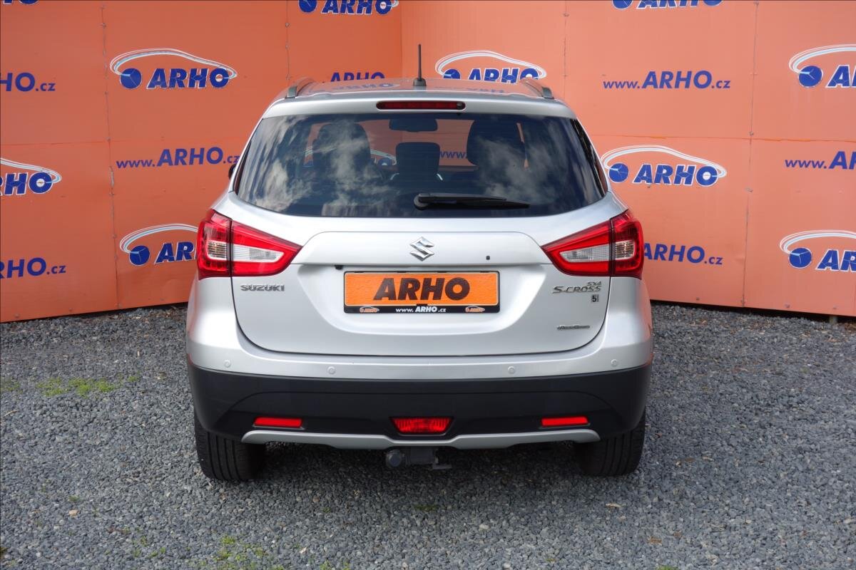 Suzuki S-Cross SUV 1,4 l 103 kw