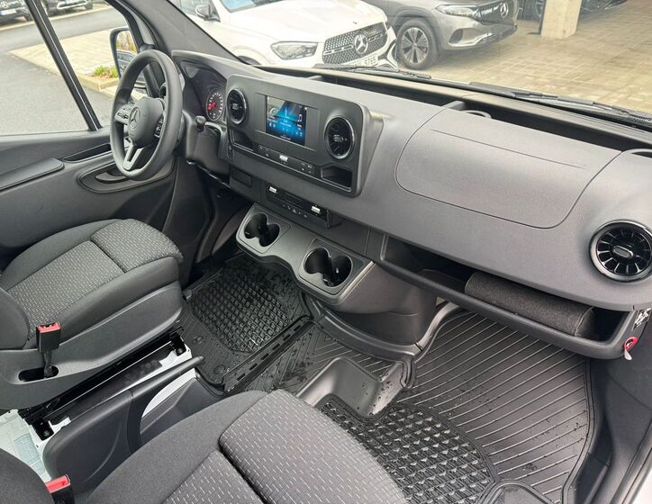 Mercedes-Benz Sprinter 15