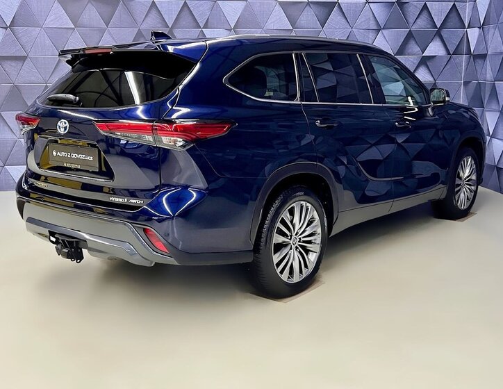 Toyota Highlander SUV 2,5 l 182 kw