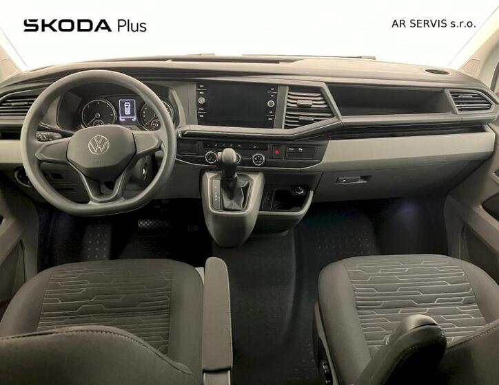 Volkswagen Caravelle 18