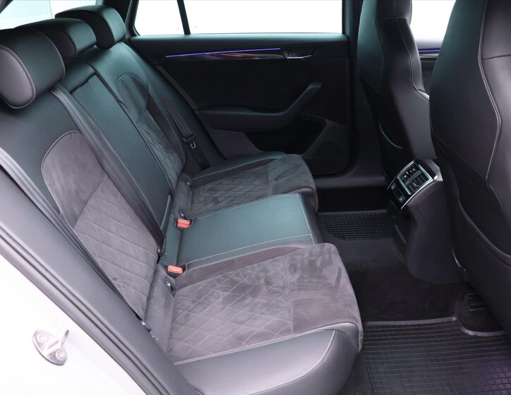 Škoda Superb Kombi 2,0 l 140 kw