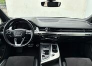 Audi Q7 5