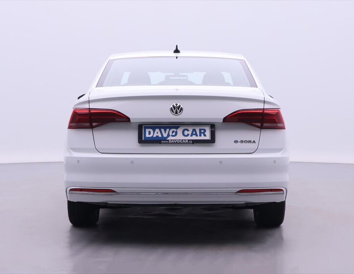 Volkswagen Bora Sedan 0,0 100 kw
