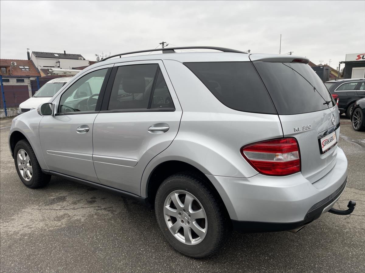 Mercedes-Benz Třídy M SUV / Terénní 3,5 l 200 kw