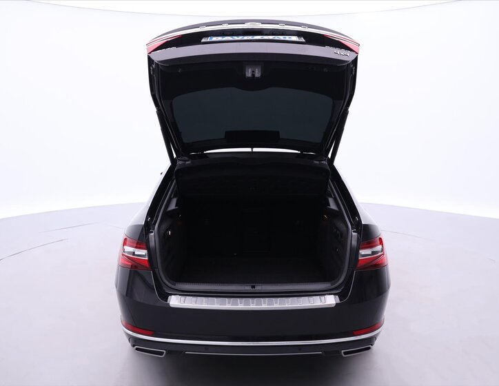 Škoda Superb Liftback 2,0 l 140 kw