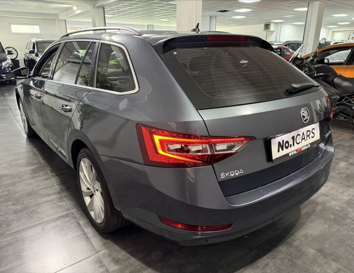 Škoda Superb 4