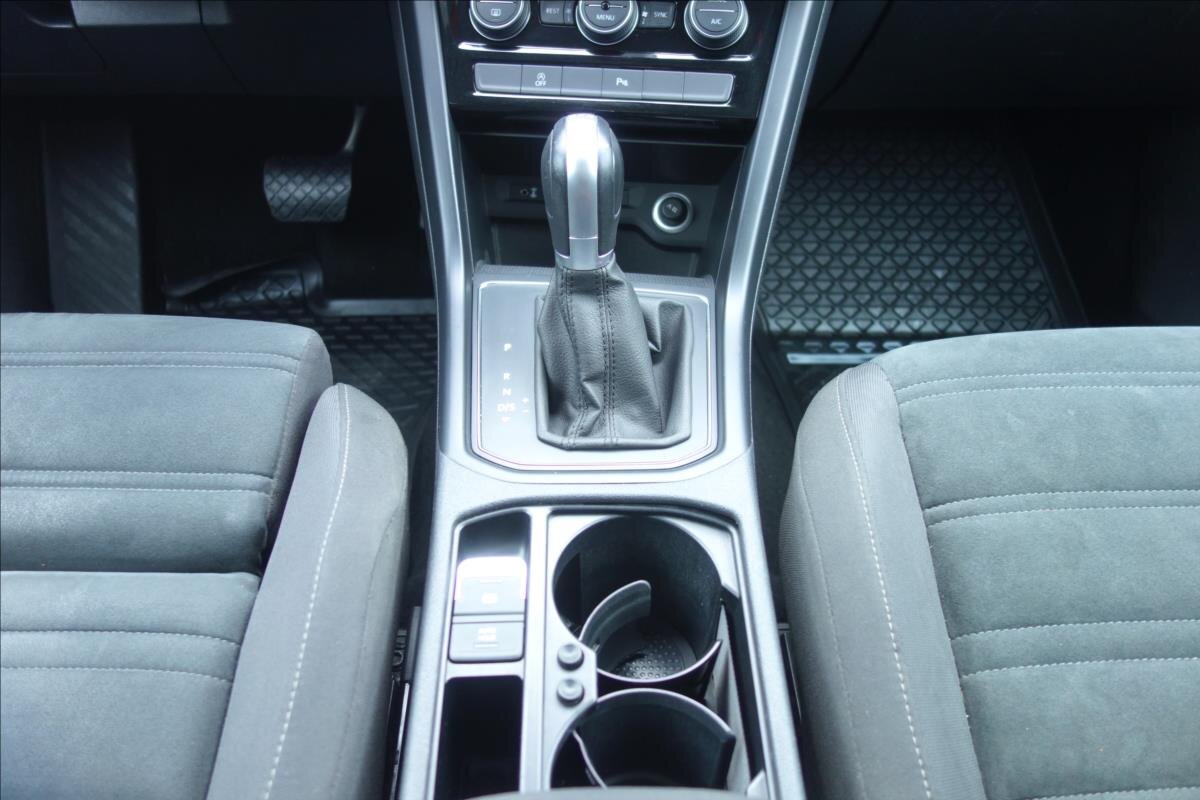 Volkswagen Touran MPV 2,0 l 110 kw