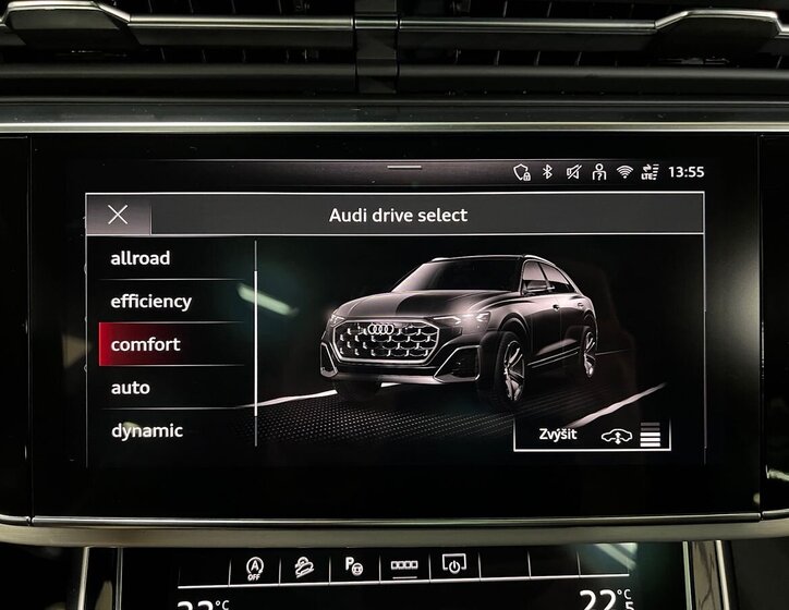 Audi Q8 SUV / Terénní 3,0 l 210 kw