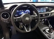 Alfa Romeo Stelvio SUV / Terénní 2,0 l 206 kw