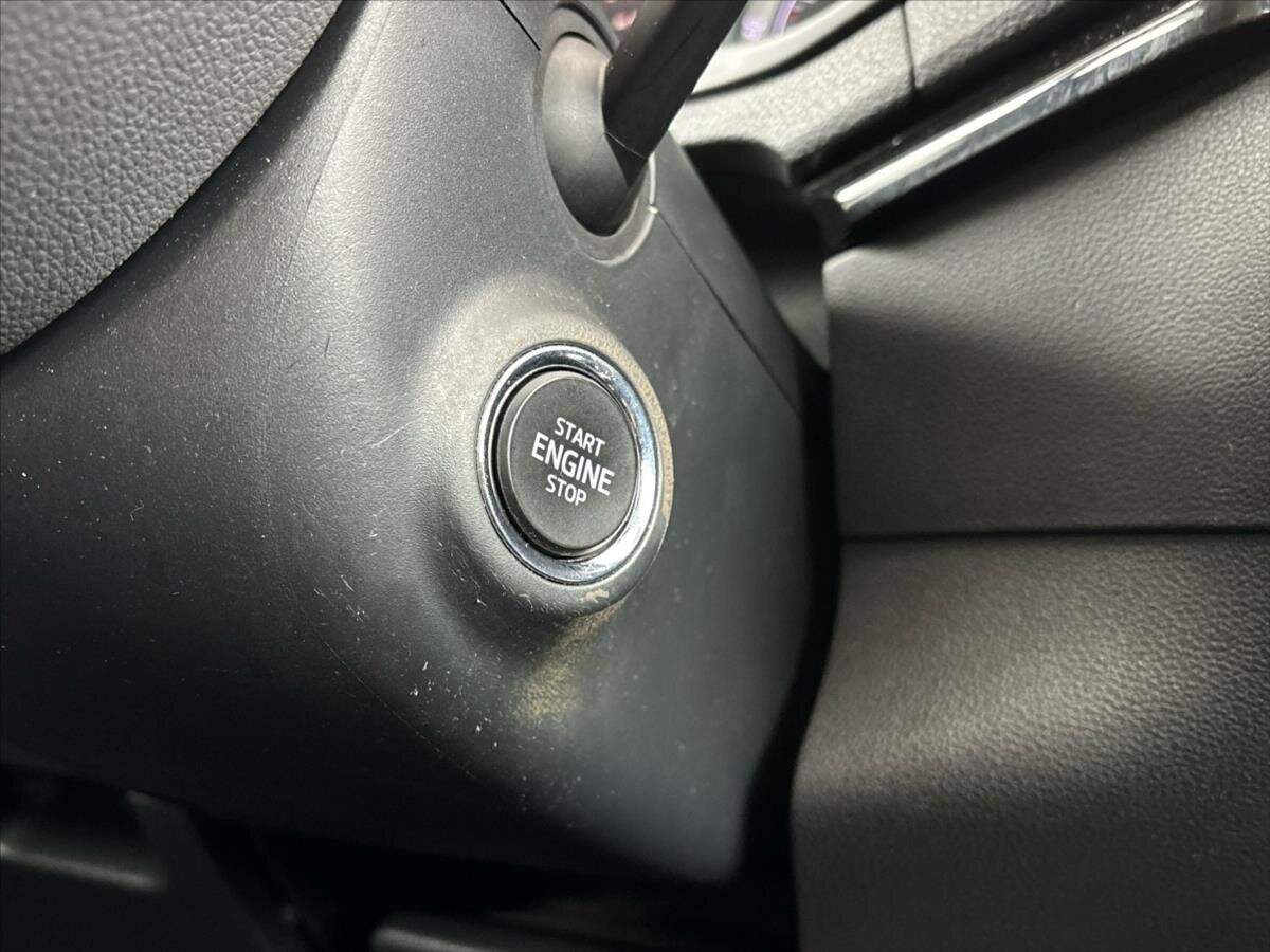 Škoda Karoq SUV / Terénní 1,5 l 110 kw