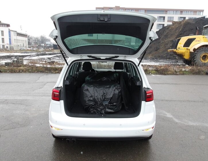 Volkswagen Touran Kombi 2,0 l 110 kw