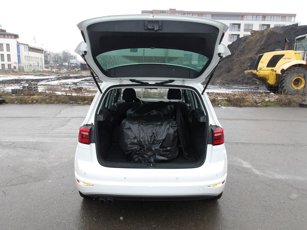 Volkswagen Touran Kombi 2,0 l 110 kw