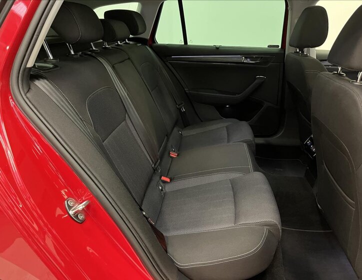 Škoda Superb Kombi 2,0 l 147 kw