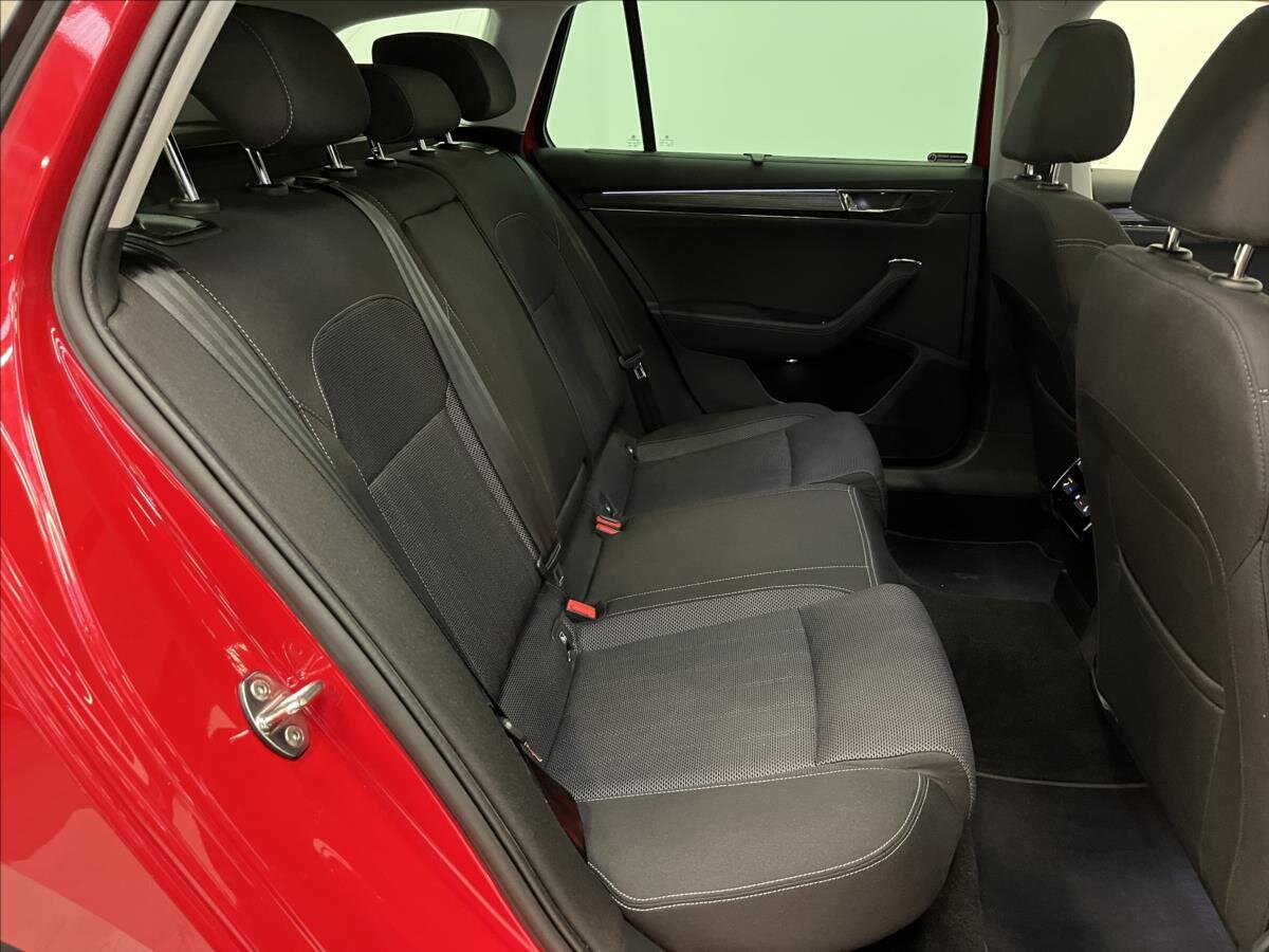 Škoda Superb Kombi 2,0 l 147 kw