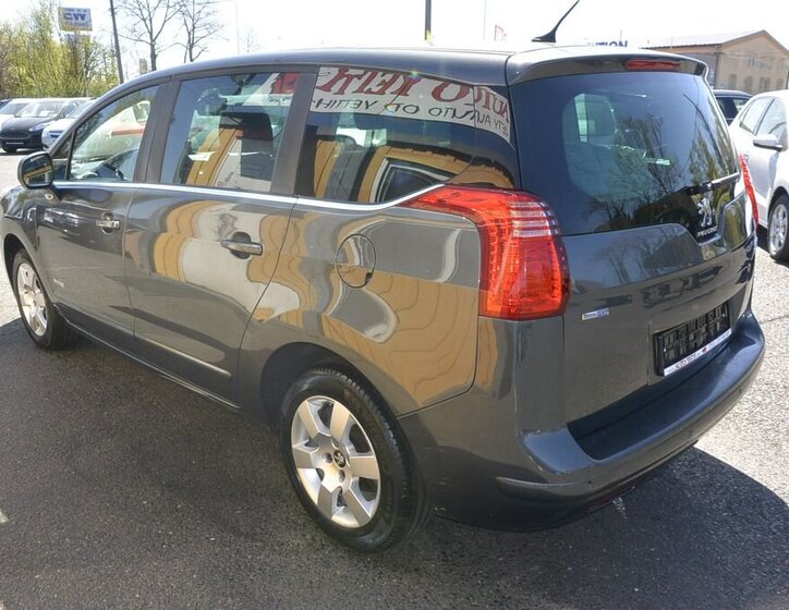 Peugeot 5008 MPV 1,6 l 88 kw