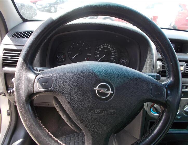 Opel Astra 21