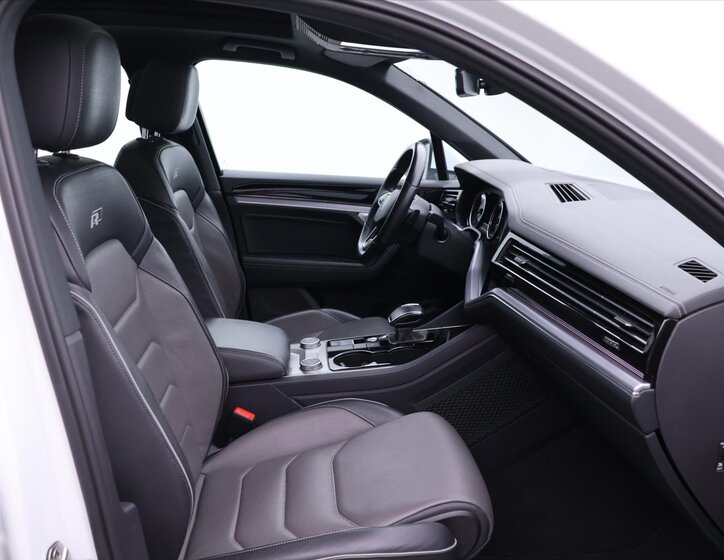 Volkswagen Touareg SUV 3,0 l 170 kw