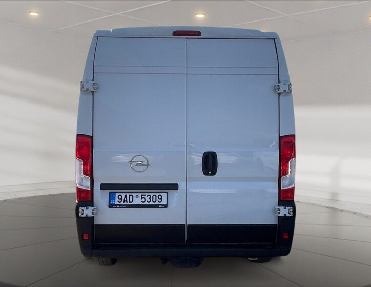 Opel Ostatní Skříň 2,2 l 121 kw